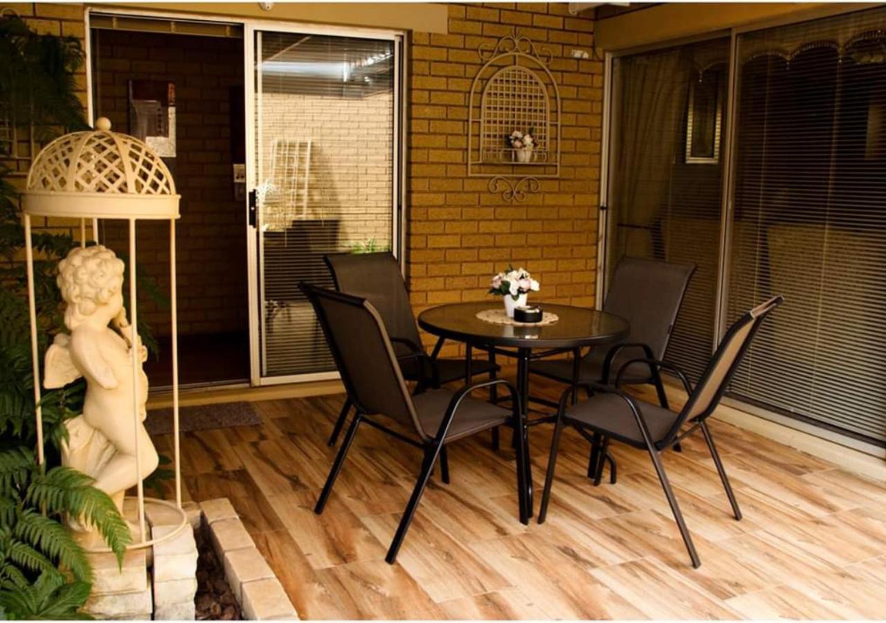 Villa Rose Cottages Bloemfontein Eksteriør bilde