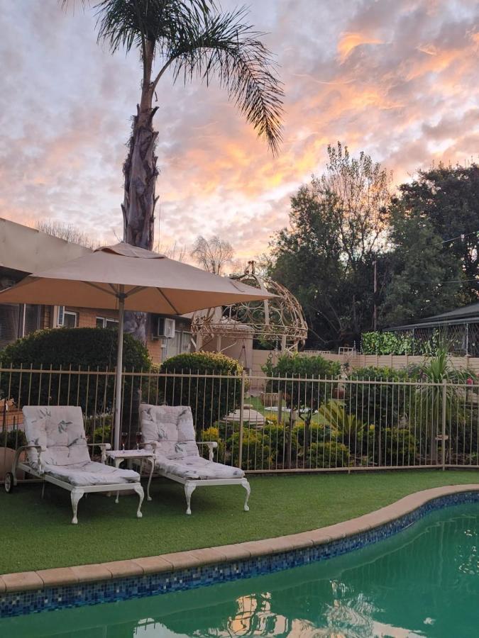Villa Rose Cottages Bloemfontein Eksteriør bilde